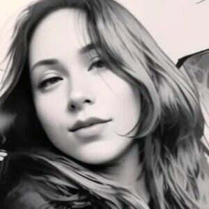 Meet your Posher, Lili